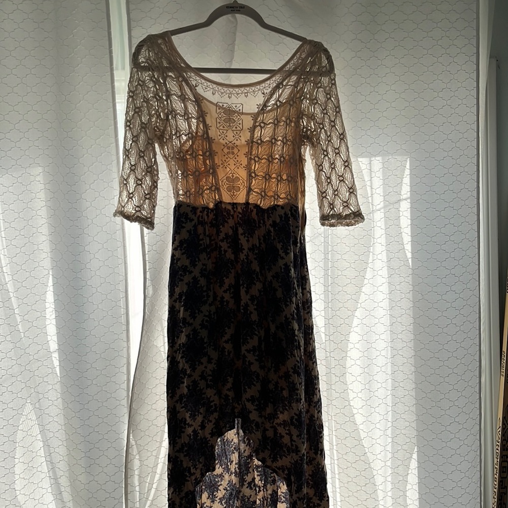 Dress - Picture 2 of 3